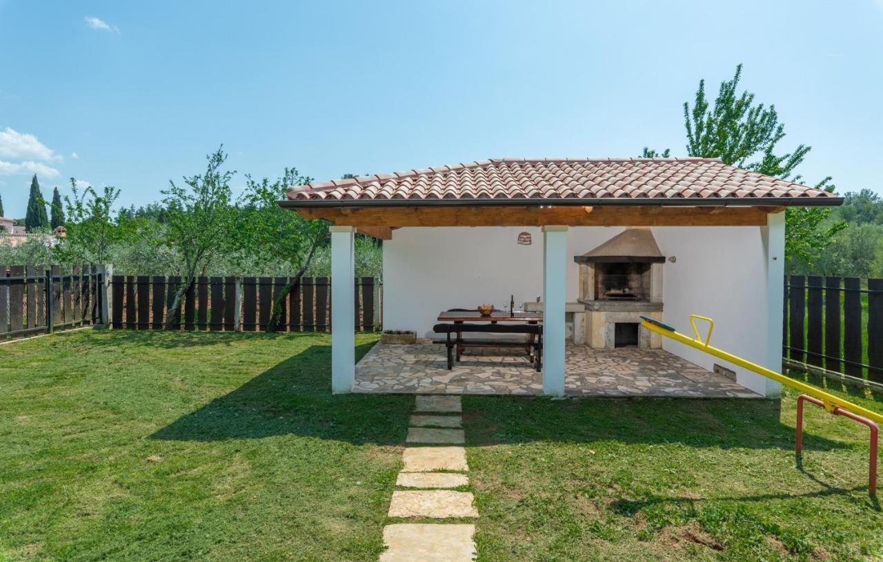 Spacious Four-Bedroom Villa Marija Klostar المظهر الخارجي الصورة