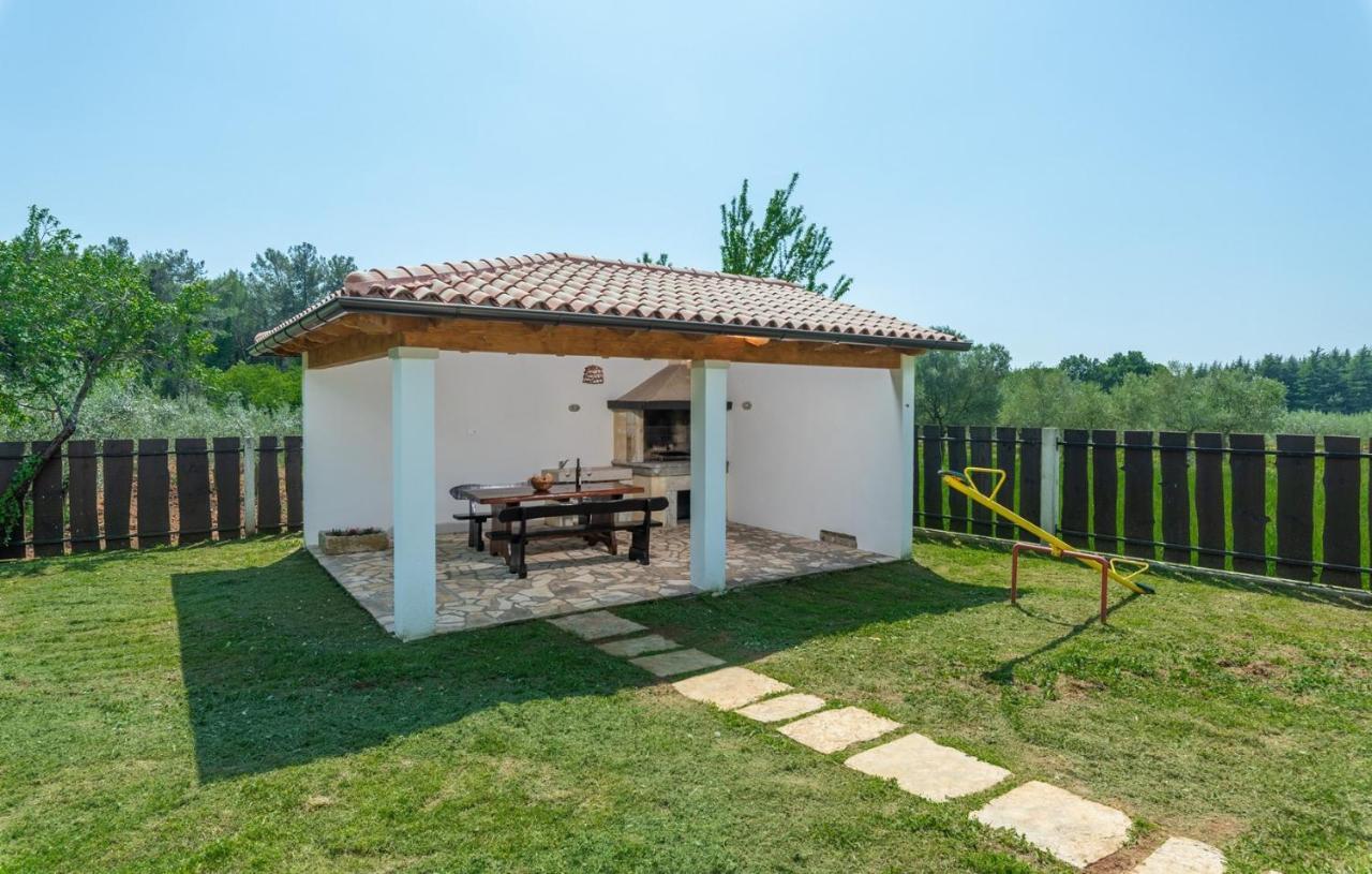 Spacious Four-Bedroom Villa Marija Klostar المظهر الخارجي الصورة