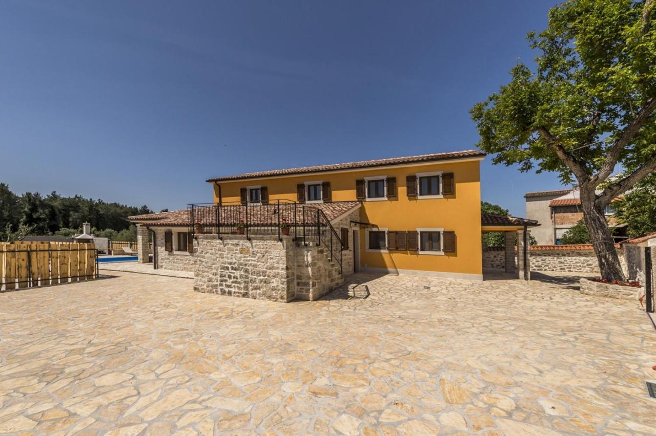Spacious Four-Bedroom Villa Marija Klostar المظهر الخارجي الصورة